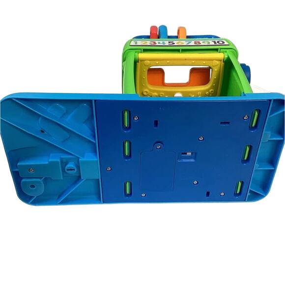 Fisher-Price Small Puppy Dog Themed Plastic Sound Making Car Wash Playset - Picture 6 of 6